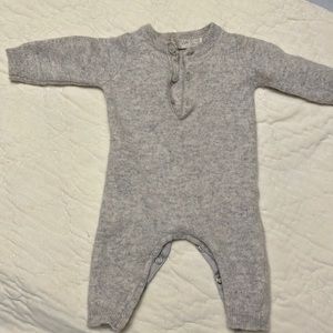 ZARA, GREY 100% CASHMERE ONESIE, 0-6M